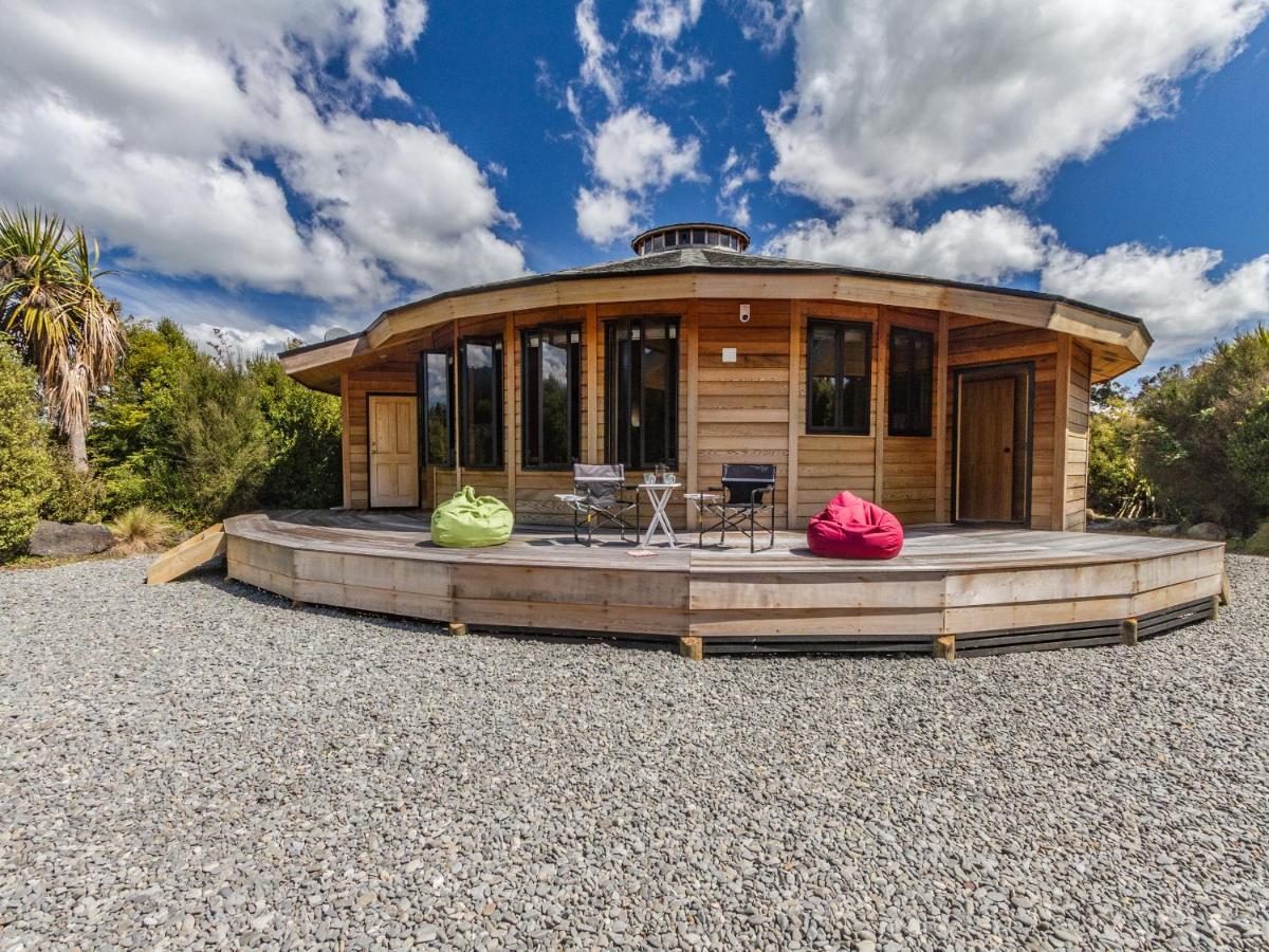 The Snowglobe - Ohakune Modern Yurt Style Chalet Kültér fotó