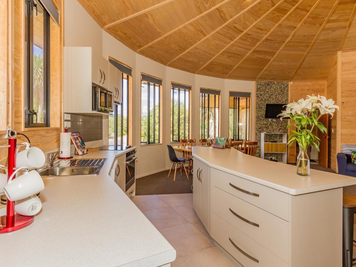 The Snowglobe - Ohakune Modern Yurt Style Chalet Kültér fotó